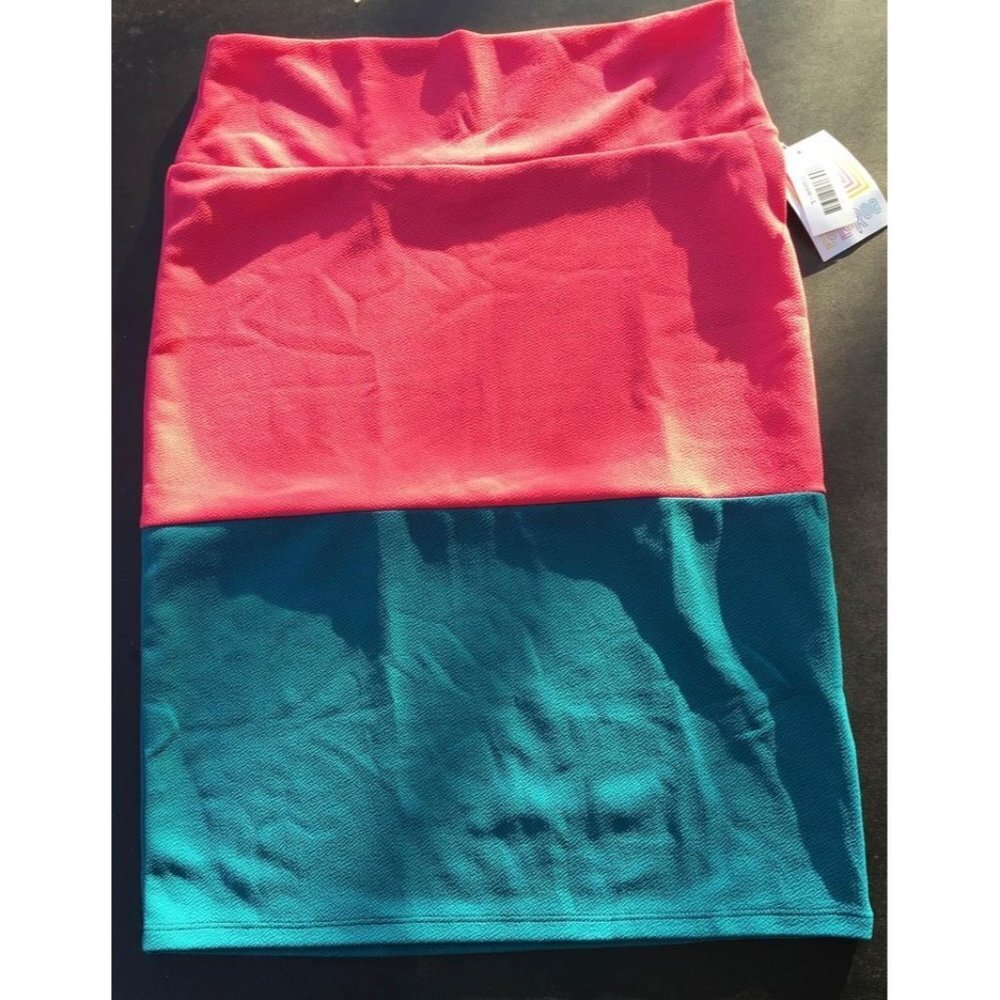 NWT Lularoe Cassie color block Skirt Size Large Women’s